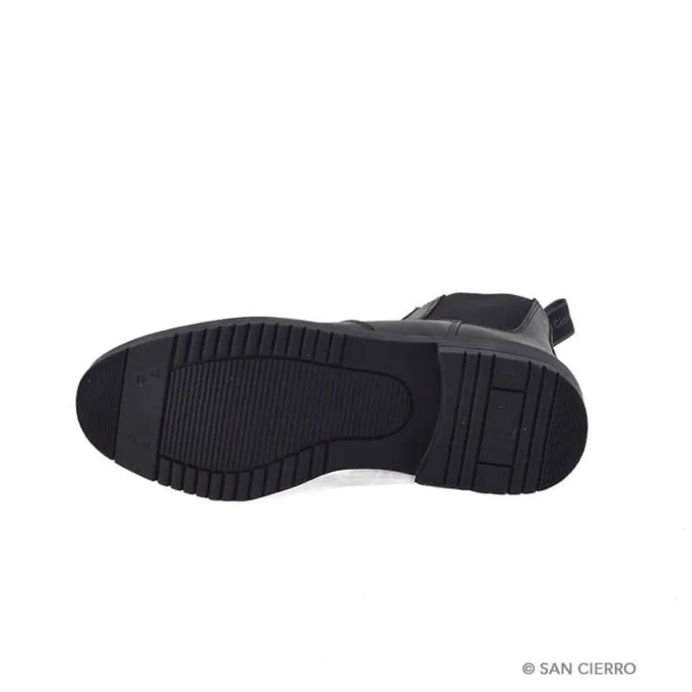 Boots Paddock San Cierro