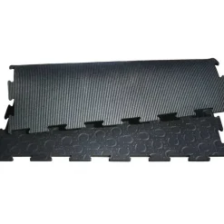 Couloir d'écurie Belmondo Walkway