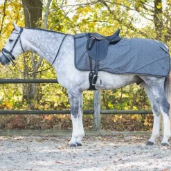 Couvre-reins imperméable doublé polaire Collection QHP
