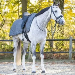 Couvre-reins imperméable doublé polaire Collection QHP