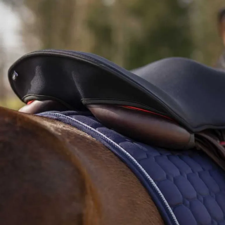 Dessus de selle à mémoire de forme QHP